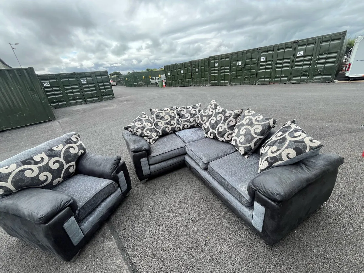 Grey/black corner sofa couch set delivery av - Image 2