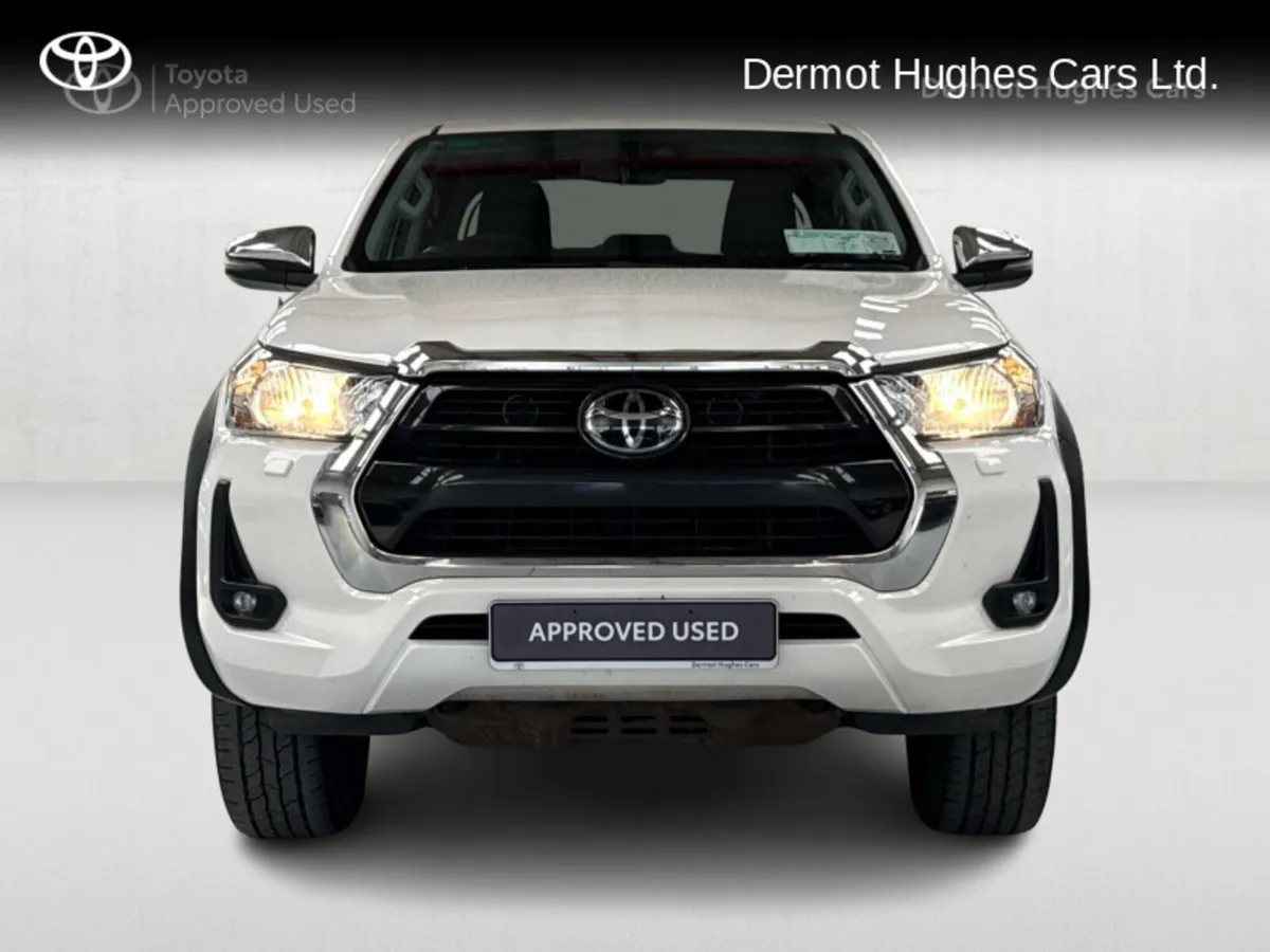 Toyota Hilux 2.4 SR5 DOUBLE CAB 4DR - Image 4