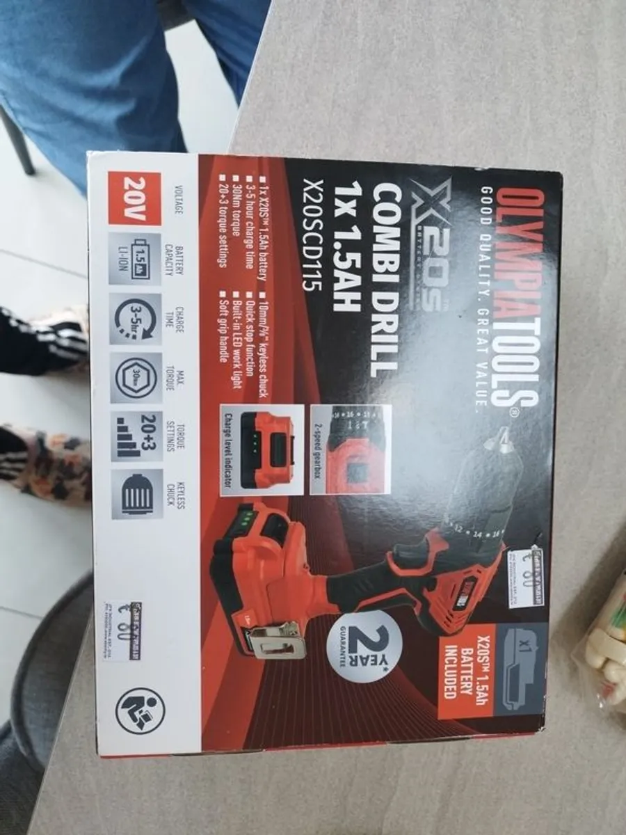 combi drill 1 x 1.5 amp - Image 1