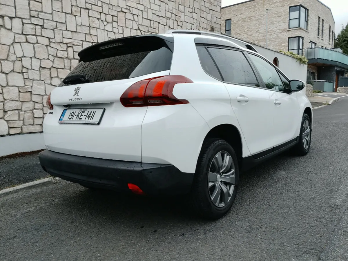 Peugeot 2008 Active 1.5 Blue HDI 100 6.2 4D - Image 3