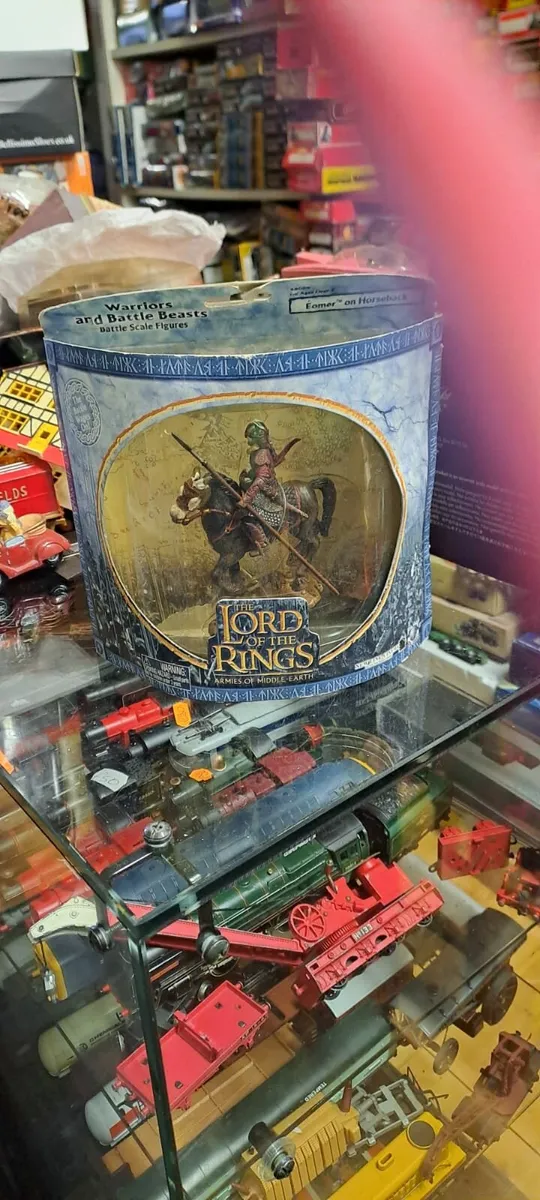 Lord of the Rings Figure on Horse Back - Image 1