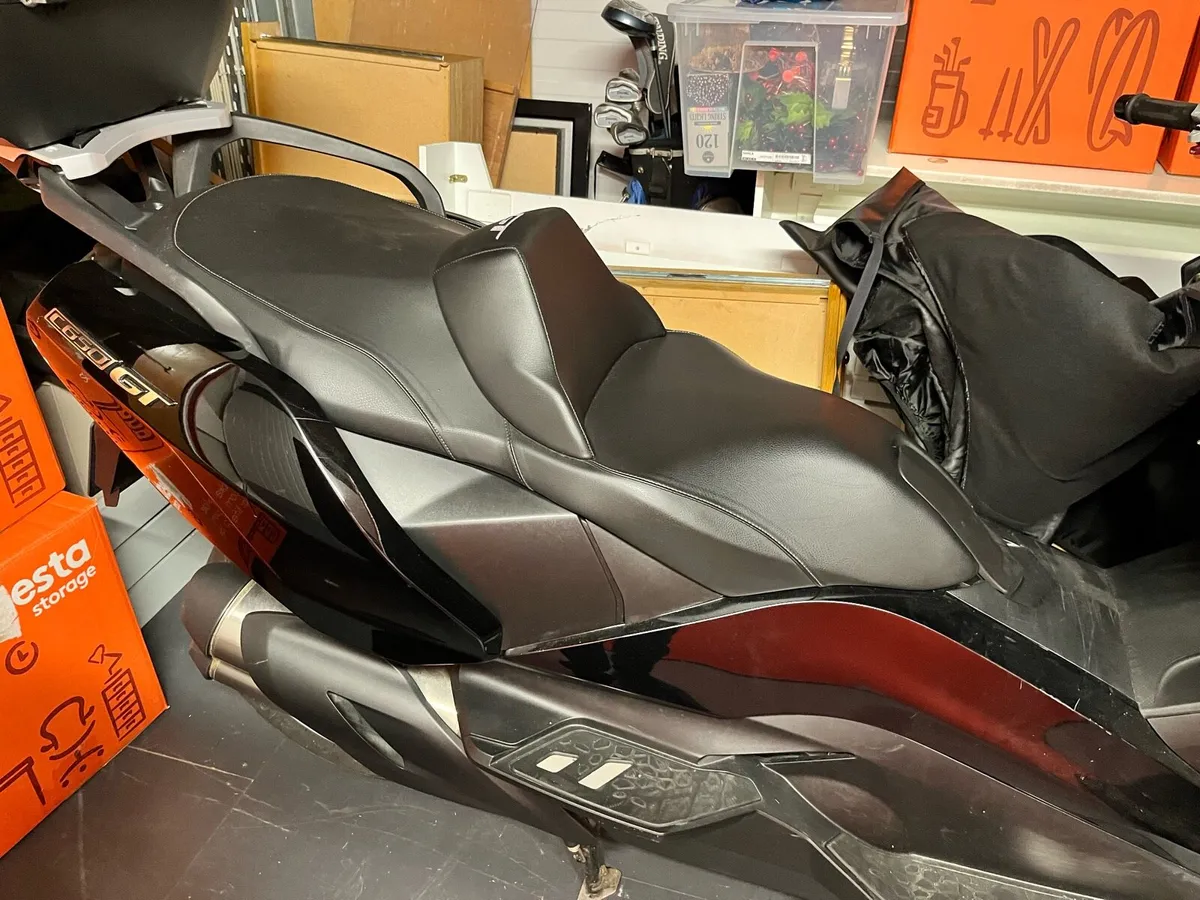 FOR SALE: 2016 BMW C 650 GT Sport Maxi Scooter - Image 4