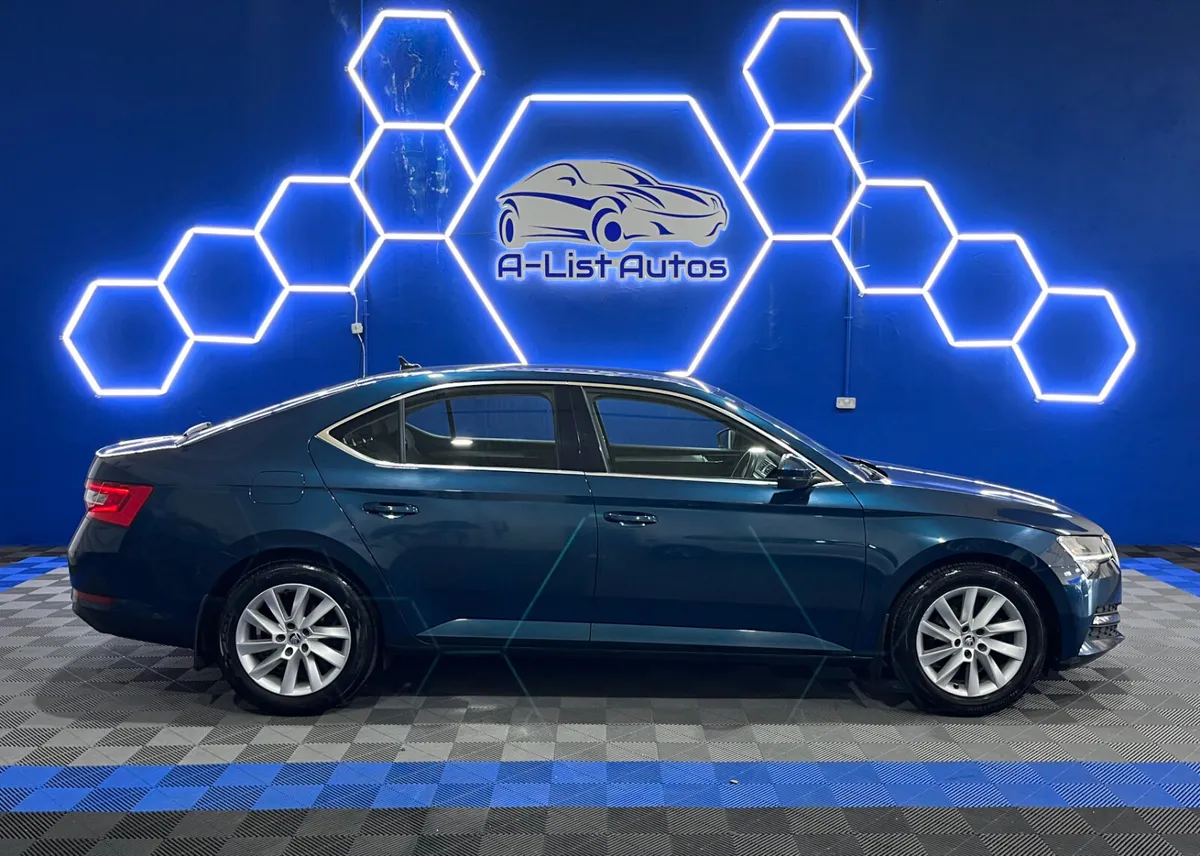 Skoda Superb 2.0TDI Ambition / FINANCE AVAILABLE - Image 2