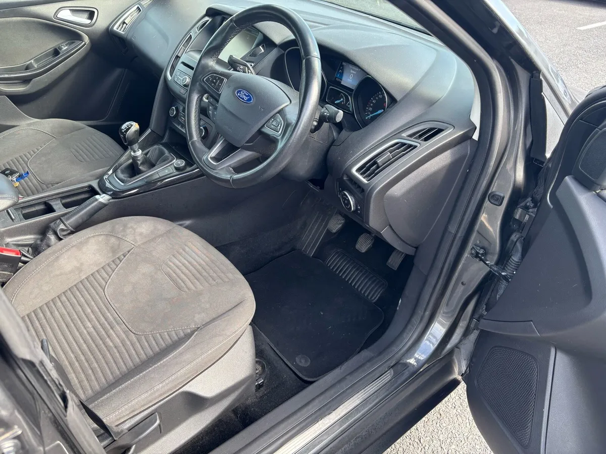 Ford focus - Image 3