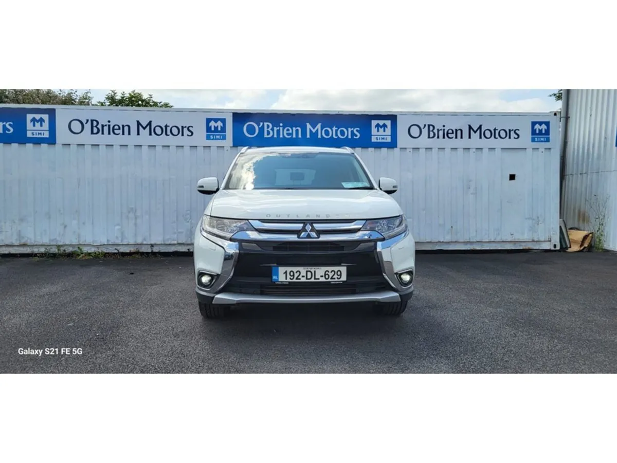 Mitsubishi Outlander Outl 4WD 6MT 4DR - Image 2