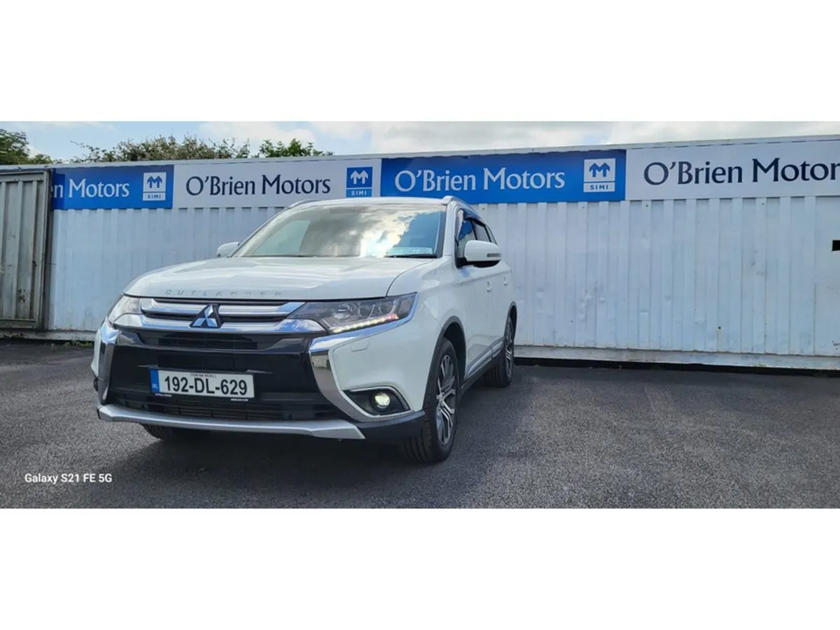 Mitsubishi Outlander Outl 4WD 6MT 4DR - Image 3