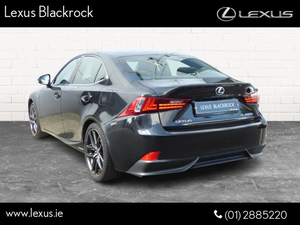 Lexus IS300h Hybrid F Sport - Image 4