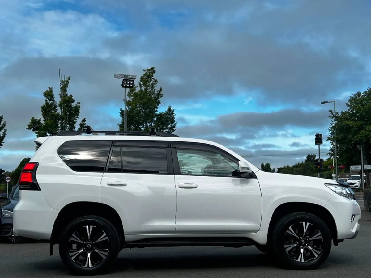 Toyota Landcruiser LWB Commercial Auto  high Spec - Image 4