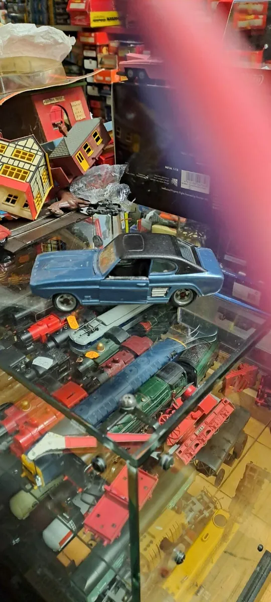 Dinky 1970's Ford Capri Made in Spain - Image 3