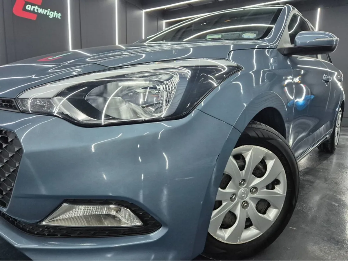 Hyundai i20 S 75ps 5DR - Image 2
