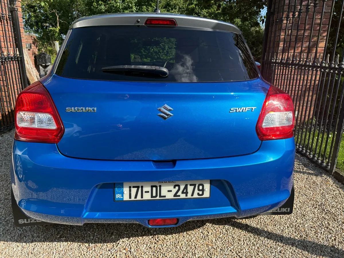 2017 Suzuki swift ,1.0 litre - Image 4