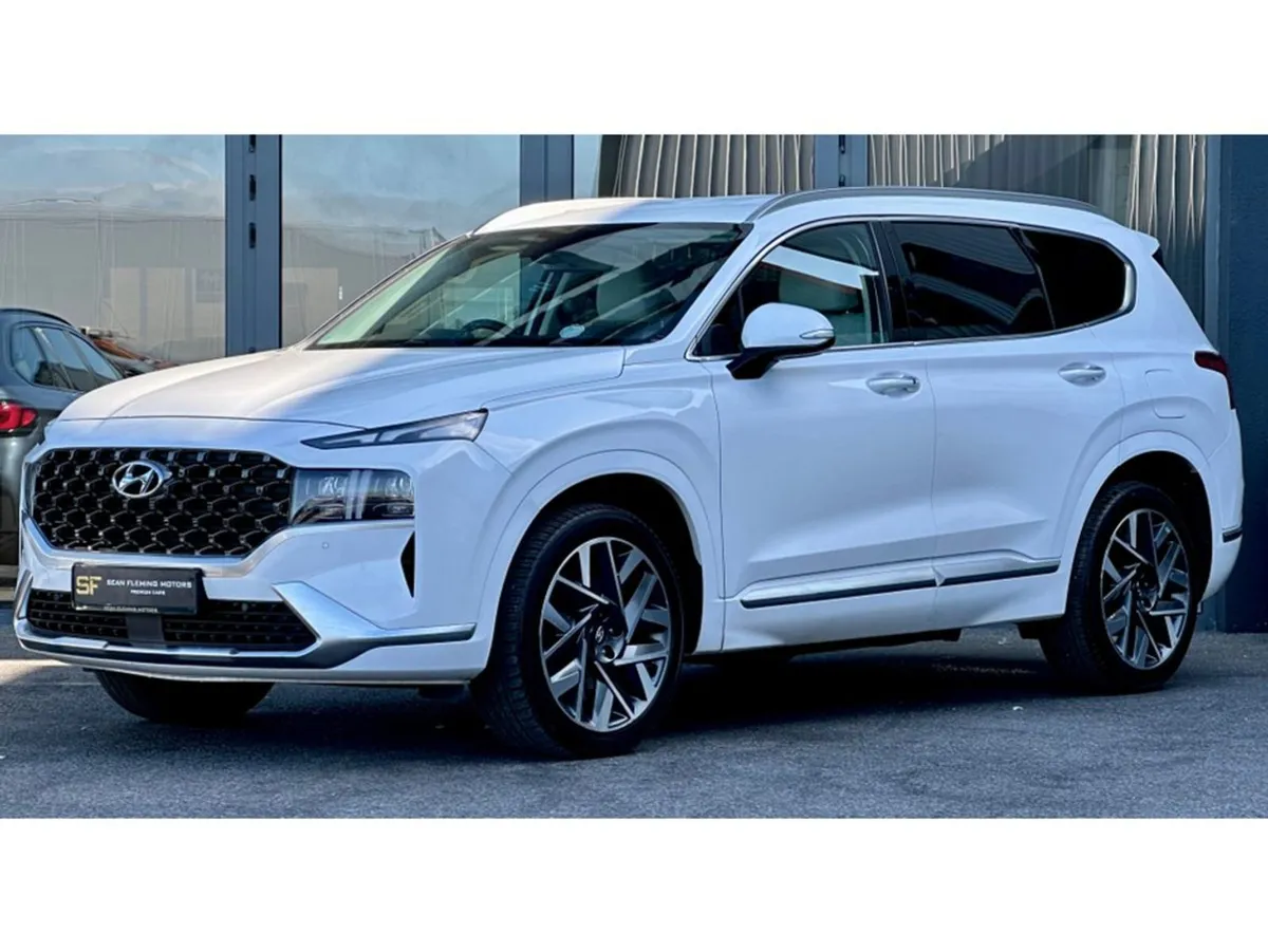 Hyundai Santa Fe 2WD Executive Plus AU Auto 5DR - Image 2
