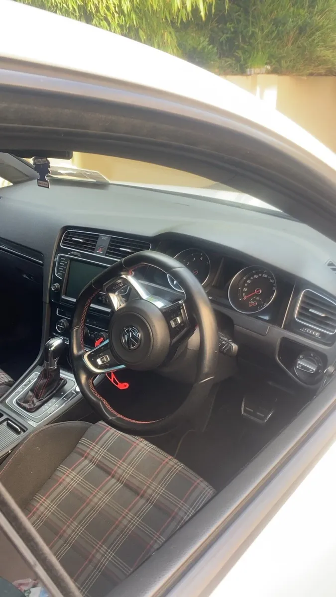 Volkswagen Golf Gti - Image 3
