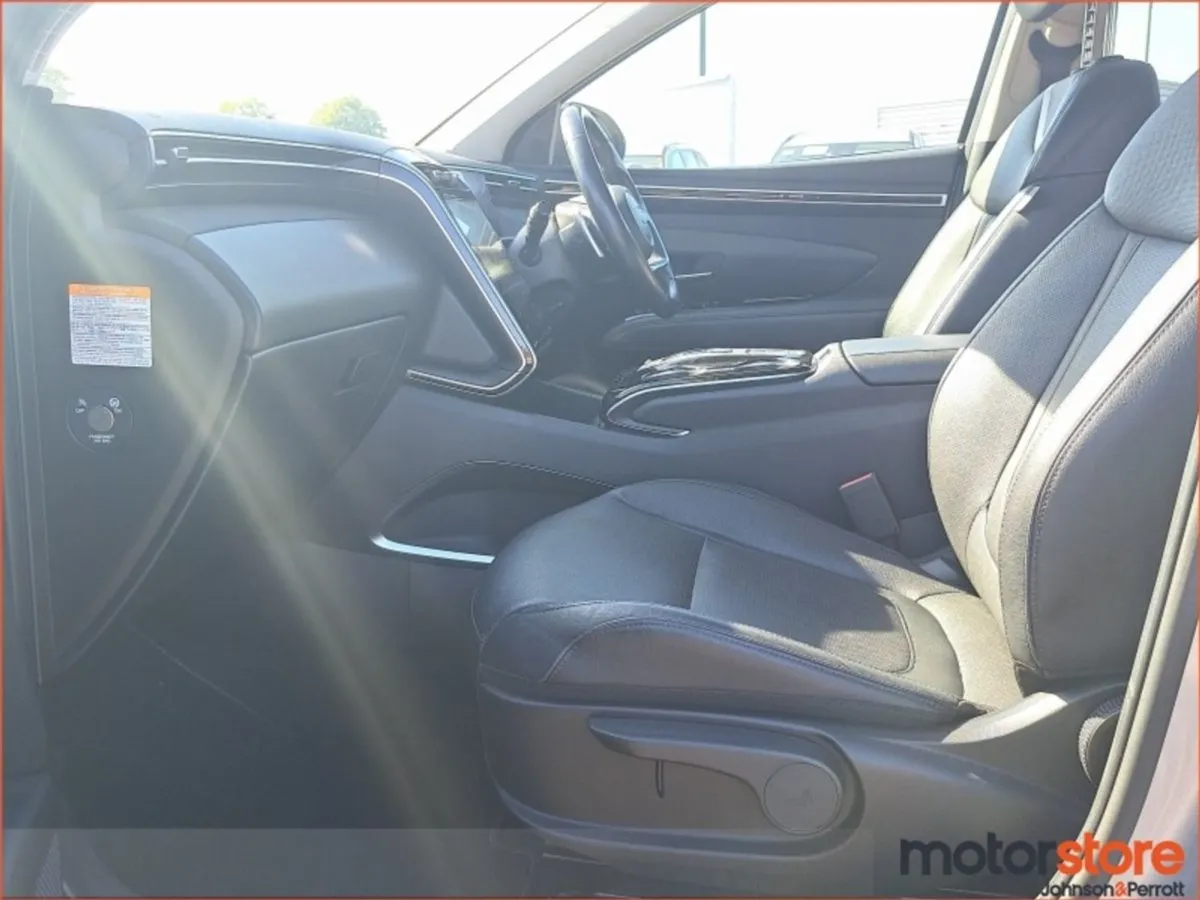 Hyundai Tucson 2WD Executive Plus HEV Auto (one Y - Image 4
