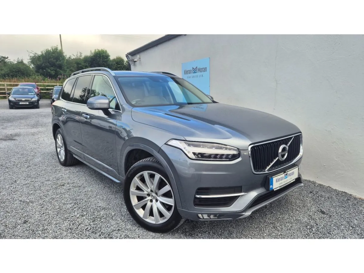 Volvo XC90 5DR Auto - Image 2