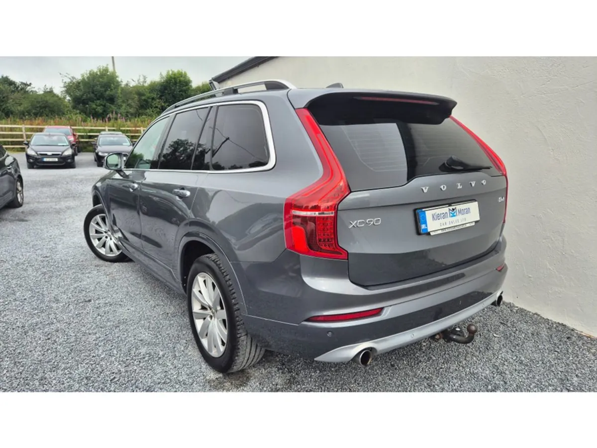 Volvo XC90 5DR Auto - Image 3
