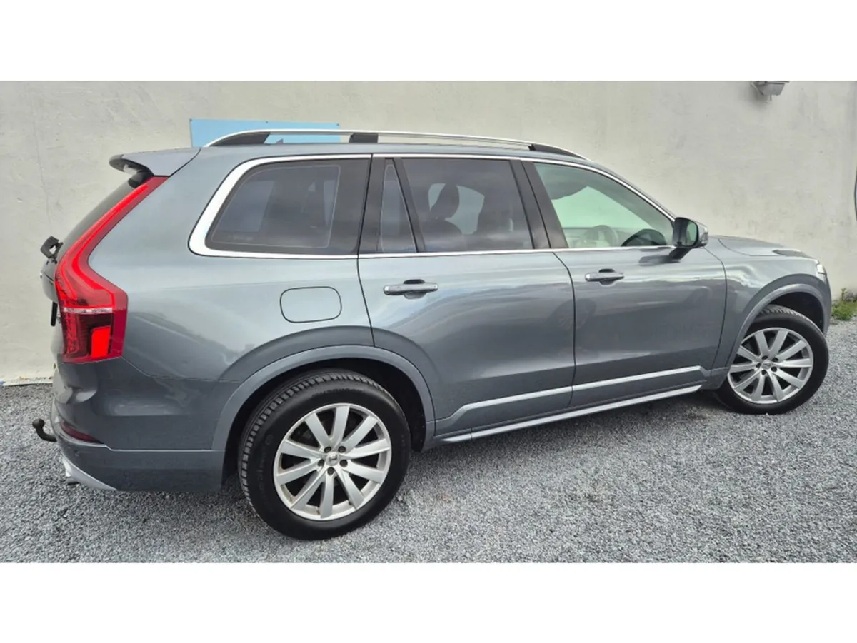 Volvo XC90 5DR Auto - Image 4