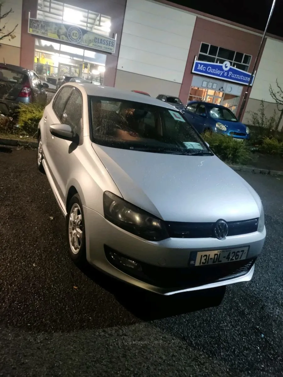 2013 Volkswagen Polo - Image 2