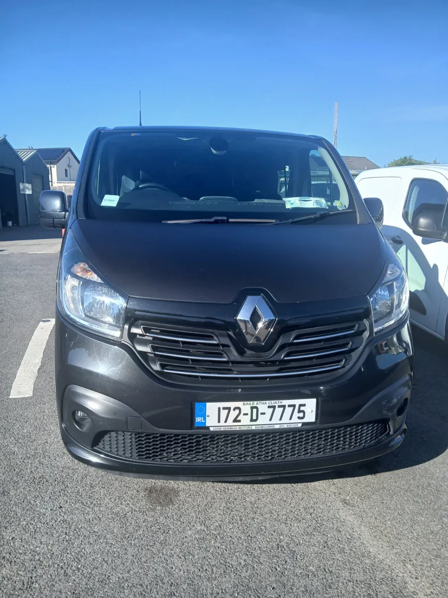 Renault Trafic crew cab 6 seats 2017 - Image 3