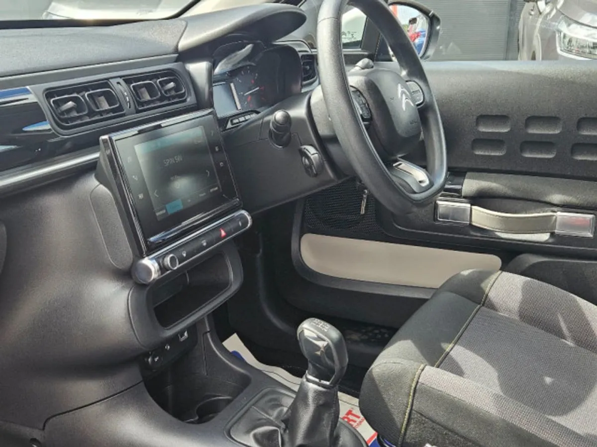Citroen C3 Feel Puretech 82 My10 4DR - Image 4