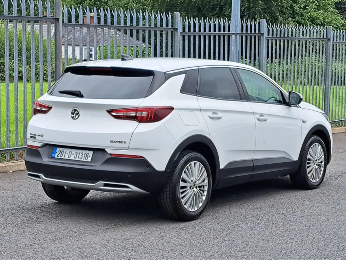 Opel Grandland Business Edtion 1.5td 130BHP  half - Image 3