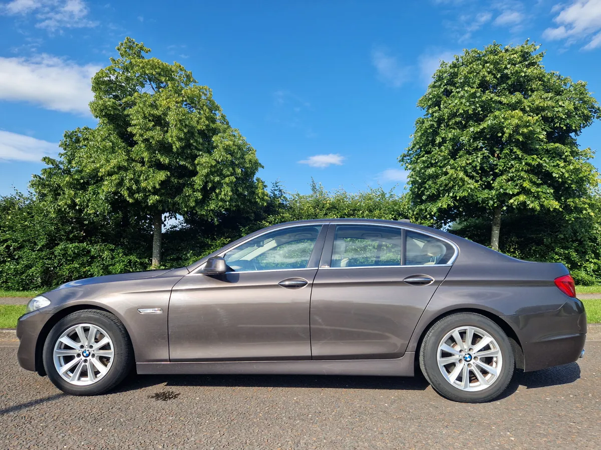 BMW 520 SPORT, AUTO LOW KMS, NEW NCT SUPERB - Image 4