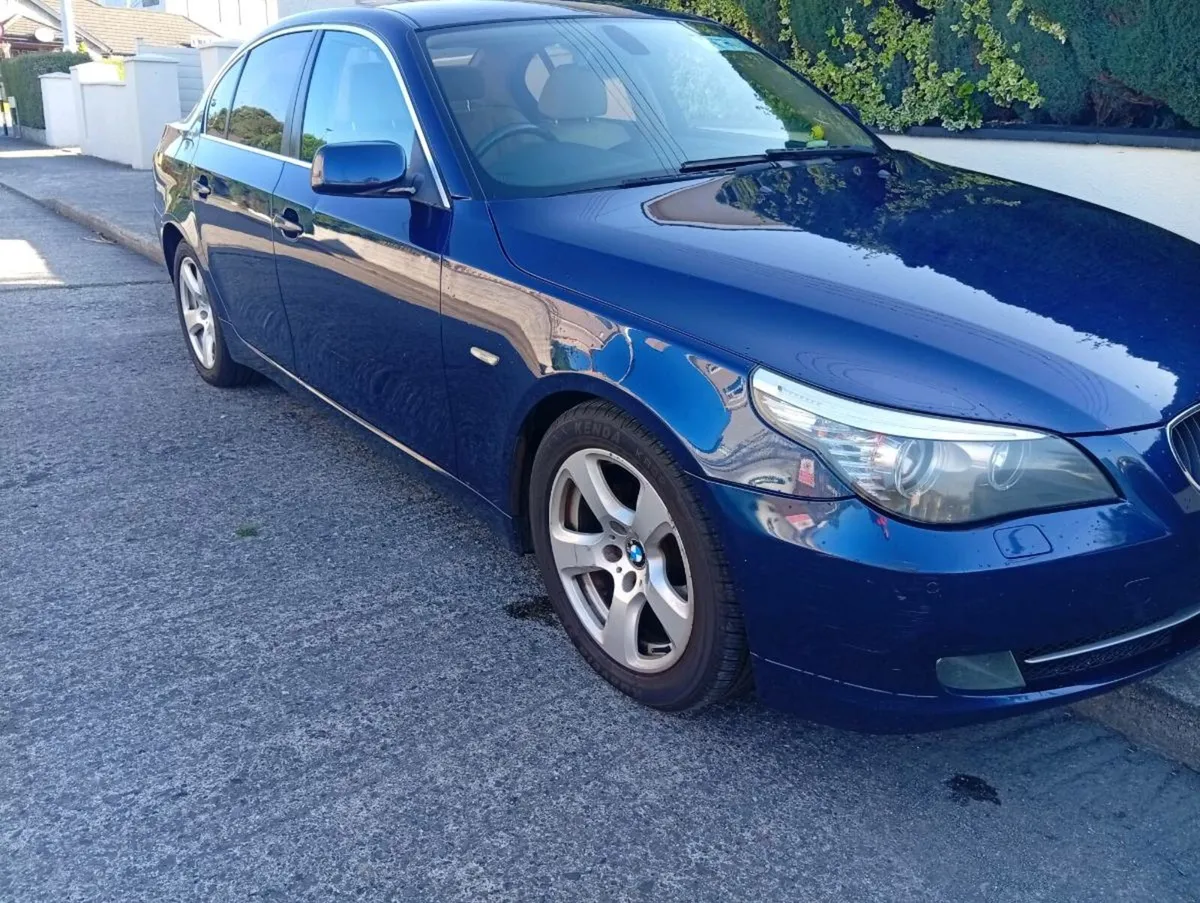 BMW 5 series - Image 1