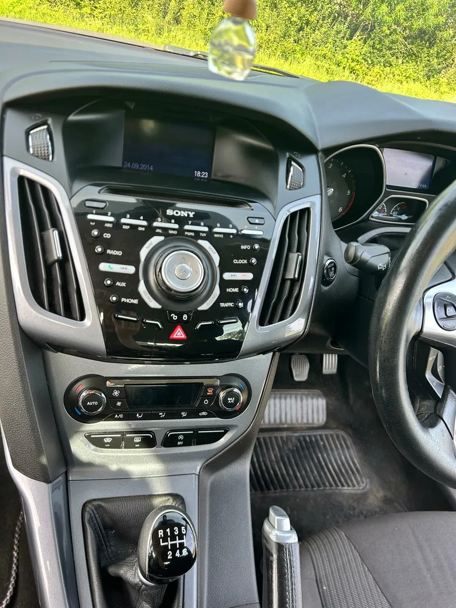 Car - Image 2