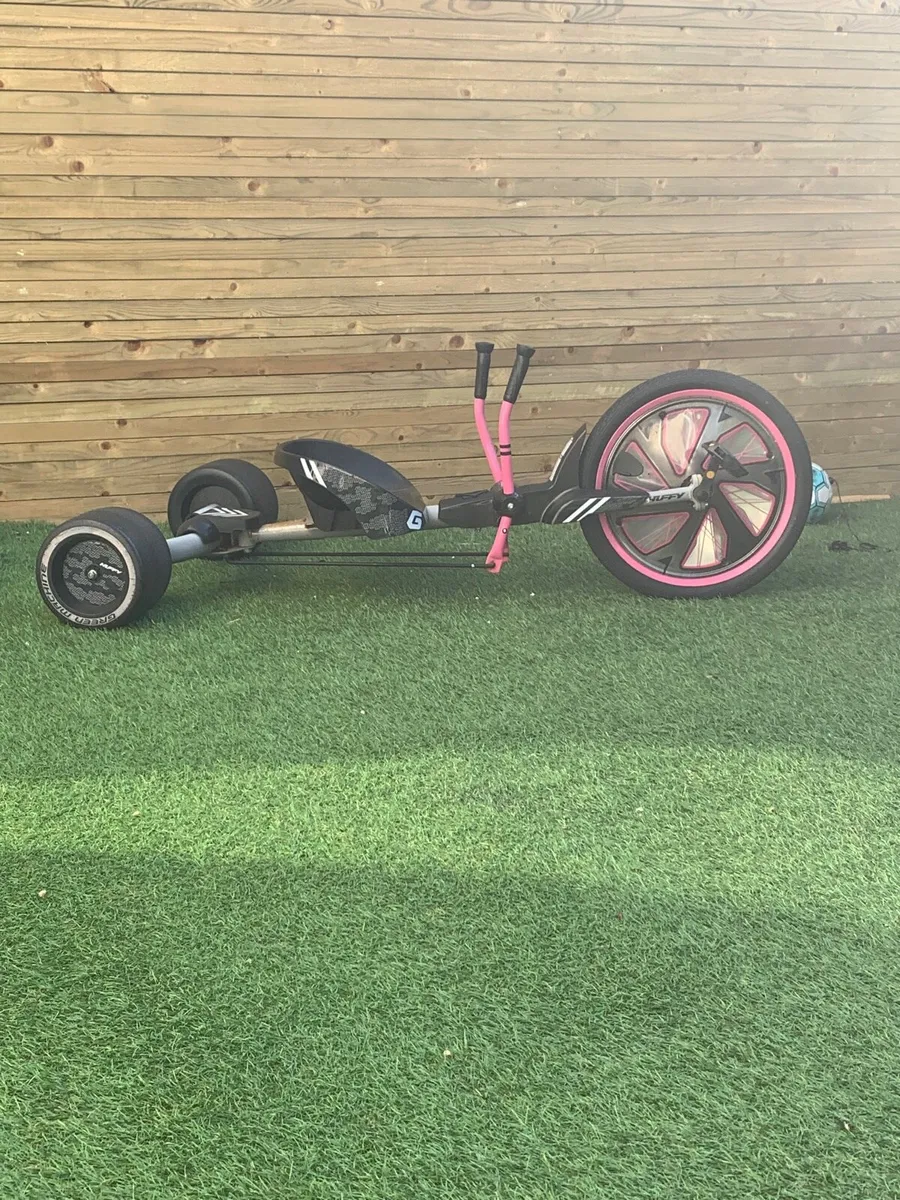 Kids toy tricycle free - Image 1
