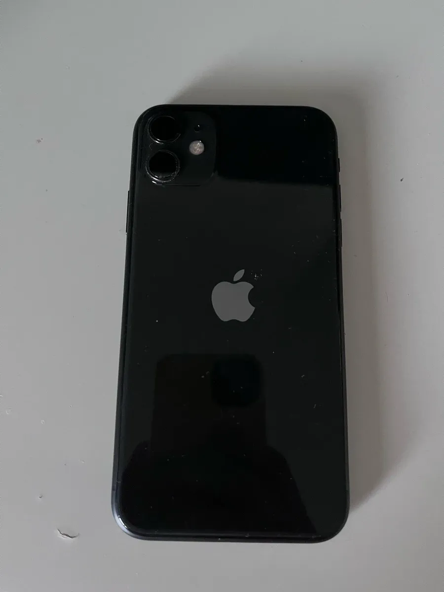 iPhone 11 - Image 1