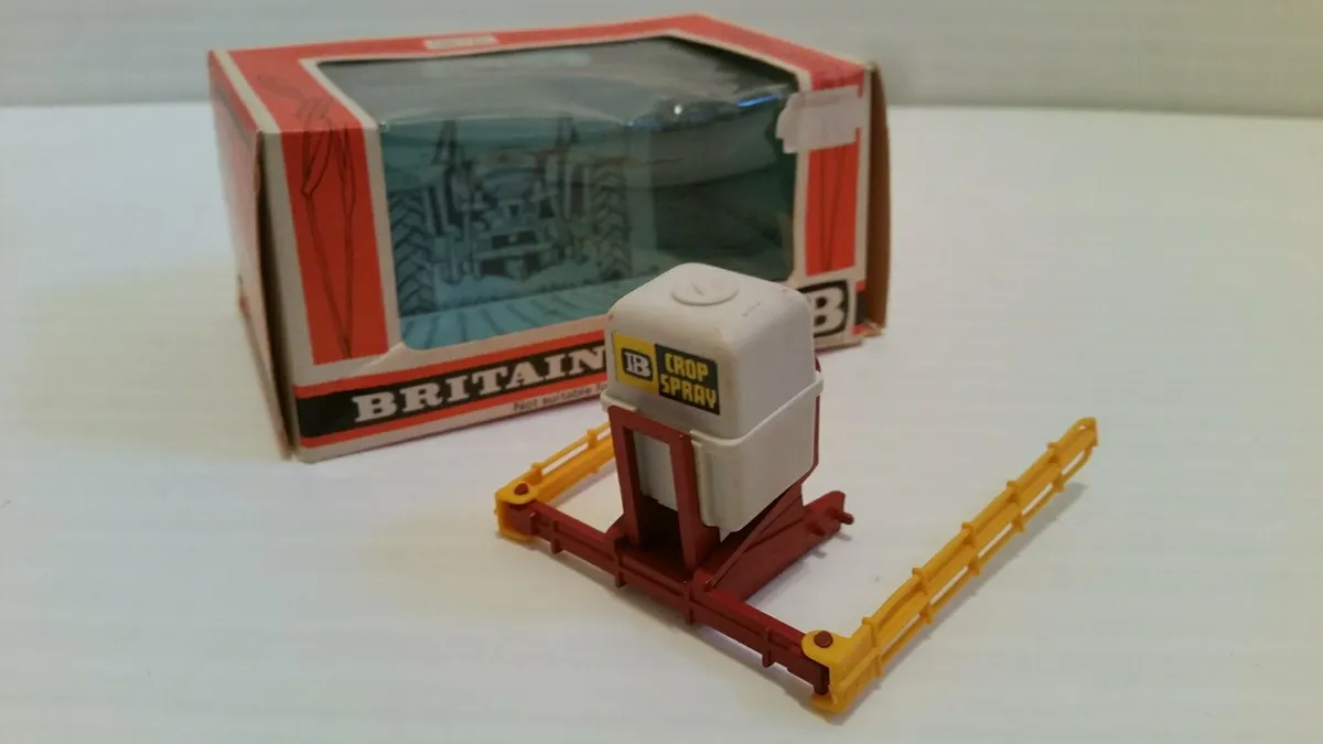 Britains tractor implements from 1970s and 80s - Image 4