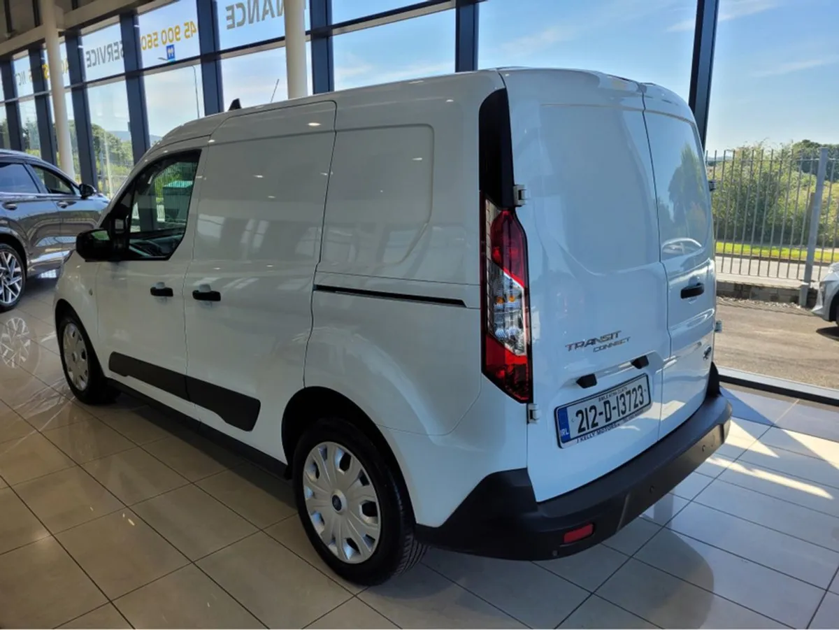Ford Transit Connect Trend 1.5td 3 Seater - Image 3