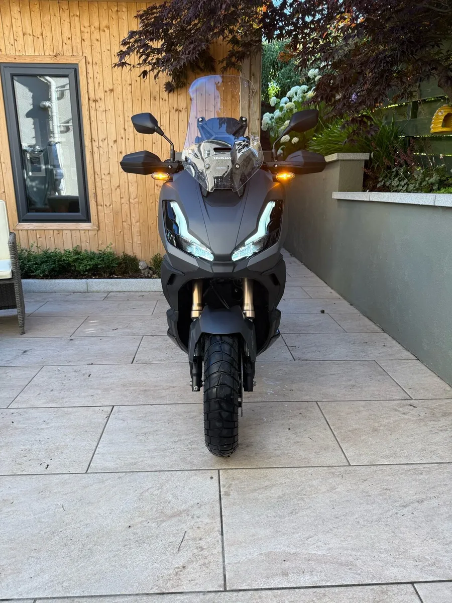 Honda Adv 350 - Image 2