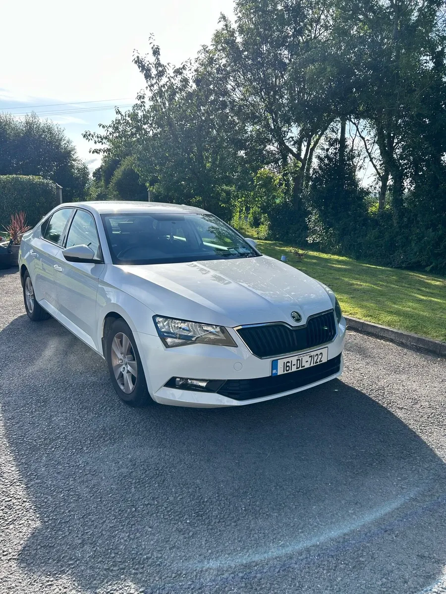 2016 Skoda superb 1.6 dsg - Image 2