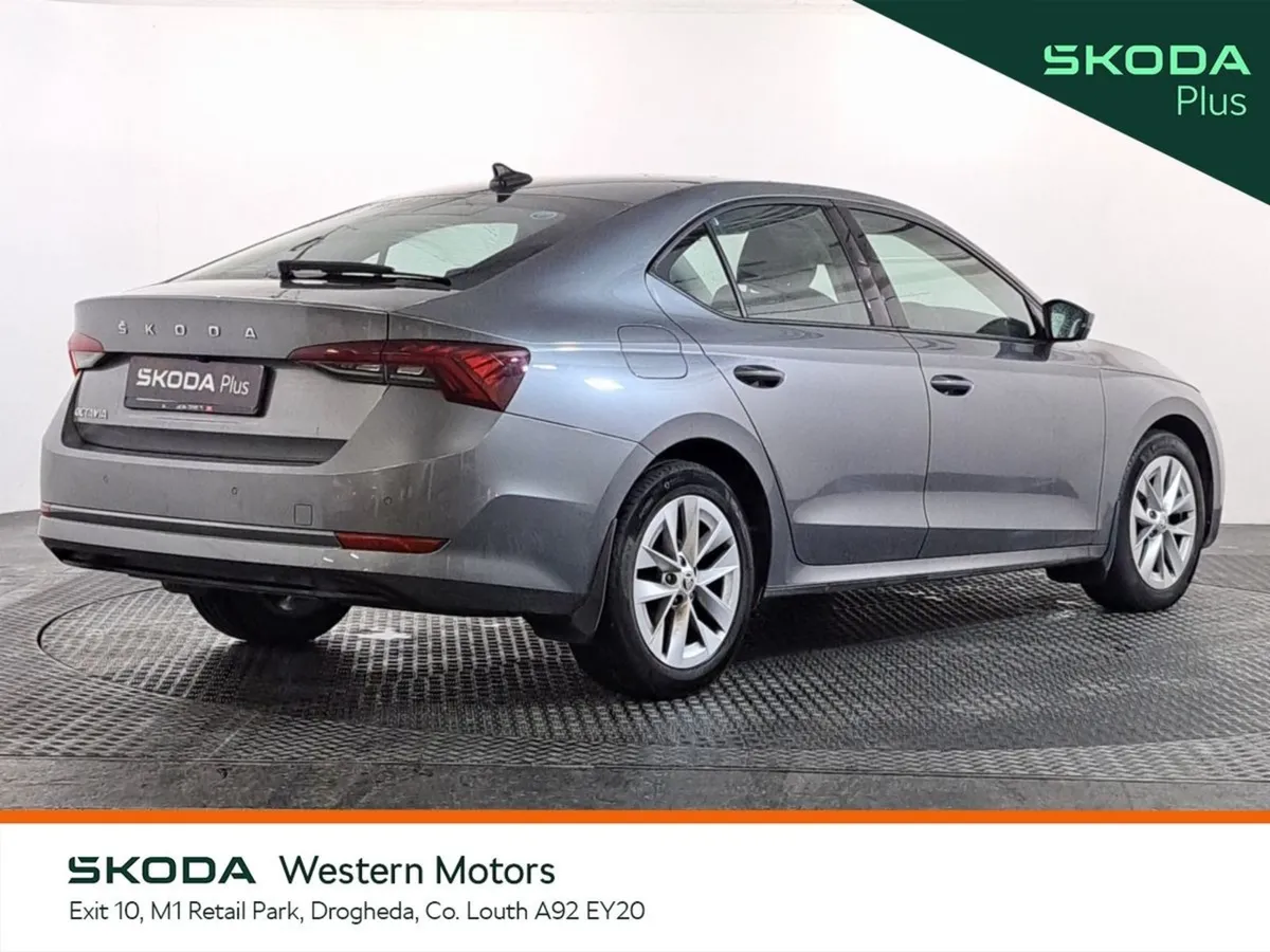 Skoda Octavia Octavia AMB 1.0tsi 110HP - Image 3