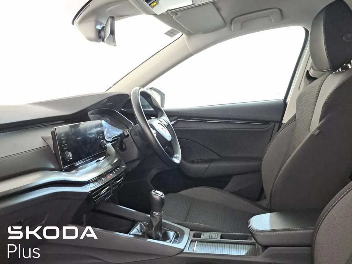 Skoda Octavia Octavia AMB 1.0tsi 110HP - Image 4
