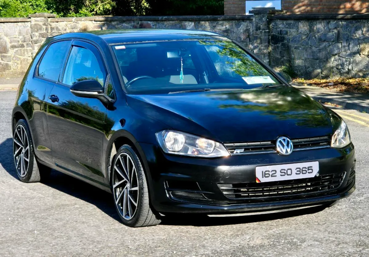 2016 Volkswagen Golf Automatic - Image 2