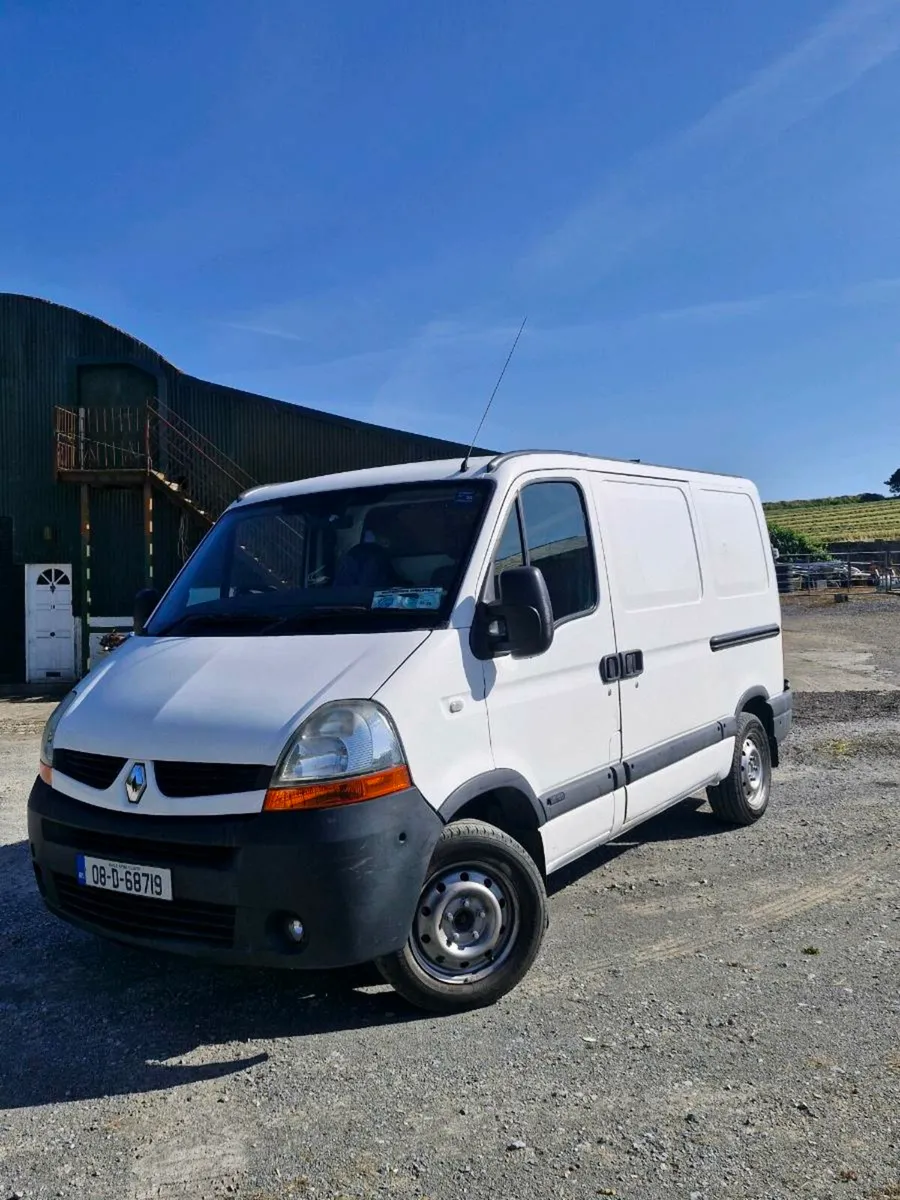 Van - Image 2