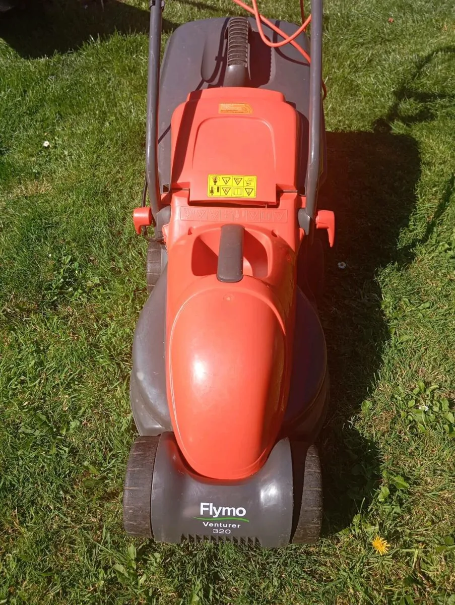 Flymo venturer 320 - Image 1
