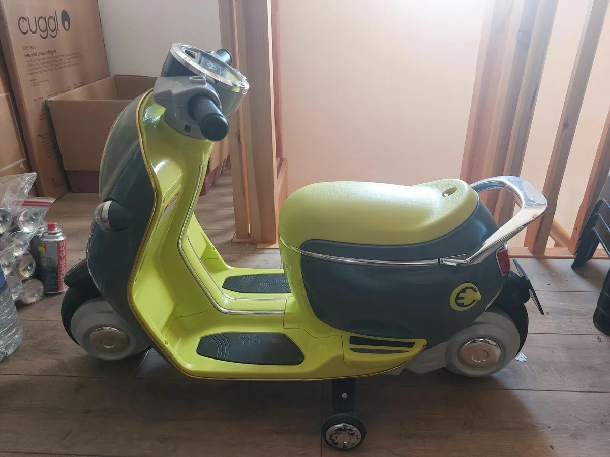 Electric Moped - Image 1