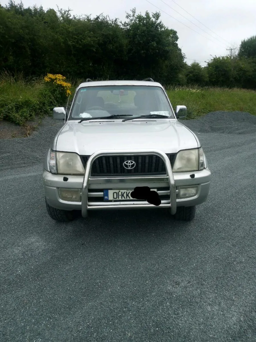 01 Toyota Landcruiser - Image 2