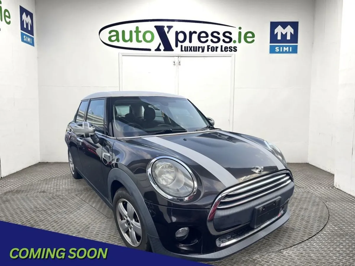 MINI One 1.2 Automatic  Reversing Camera - Image 1