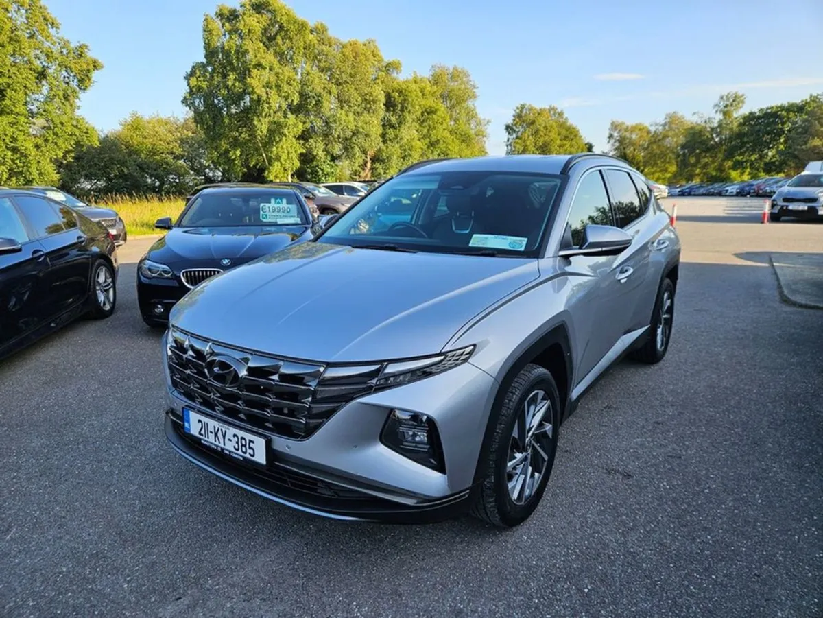 Hyundai Tucson Executive Plus 5DR - Image 3