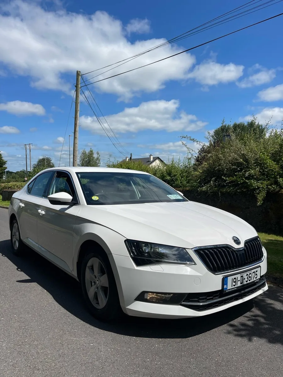2019 Skoda Superb DSG Automatic - Image 2