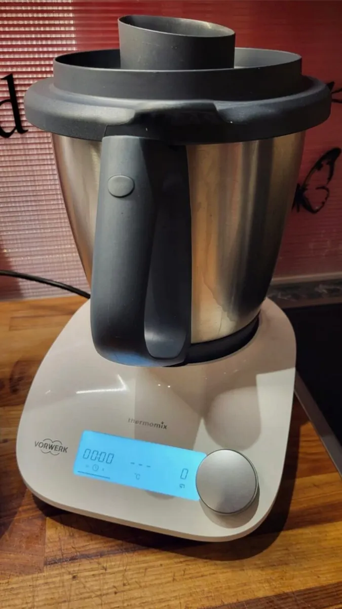 Thermomix TM6 + Thermomix Friend Mint Condition - Image 3