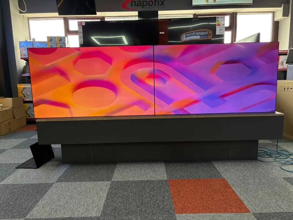 2 X55" Video Wall Super Thin Bezel - Image 3