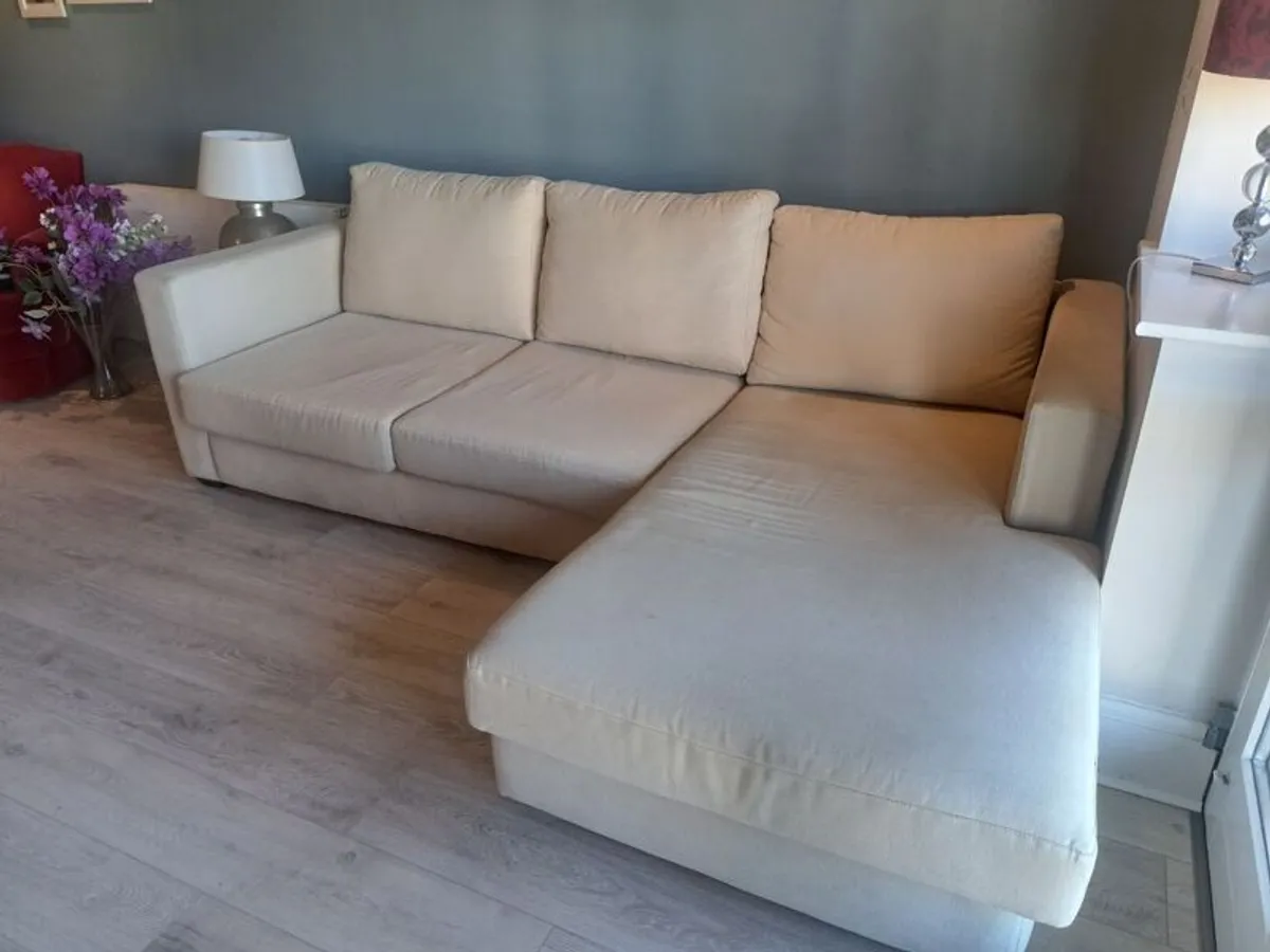 L shaped sofa - Image 2