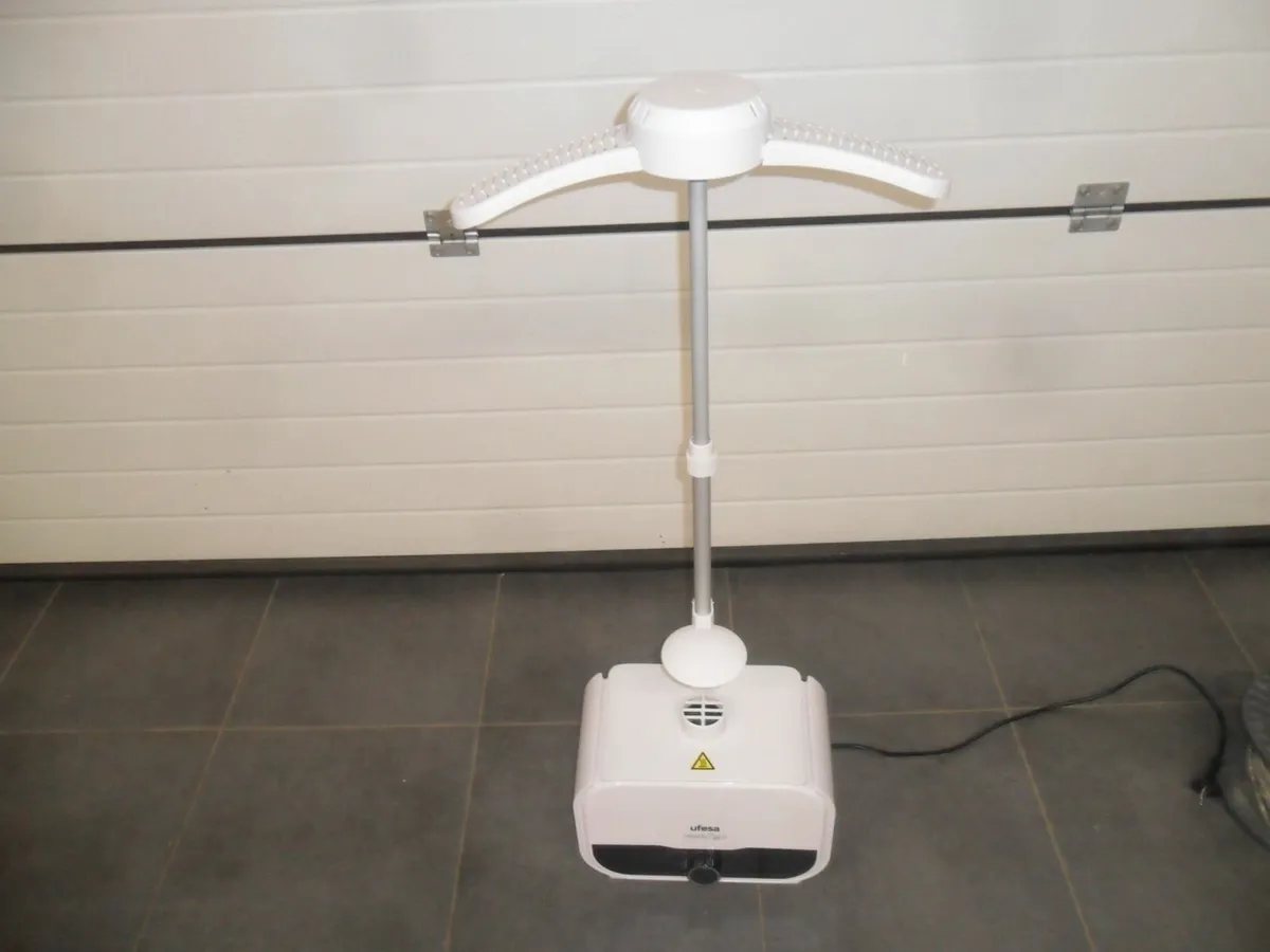 Ufesa SV1200 Automatic Shirt Iron - Image 4