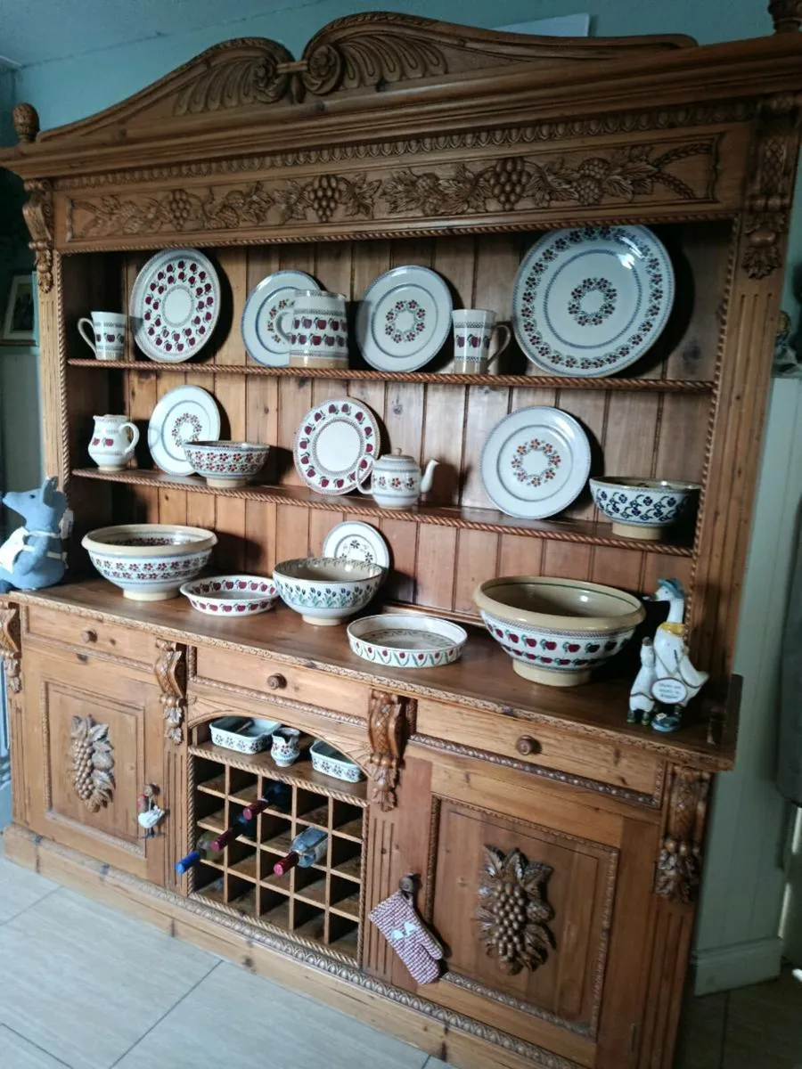 Solid kitchen dresser delivery arranged - Image 1
