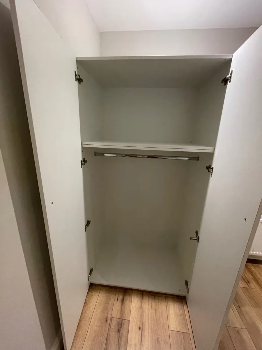 Built in Wardrobe- White (3 years old) - Image 3